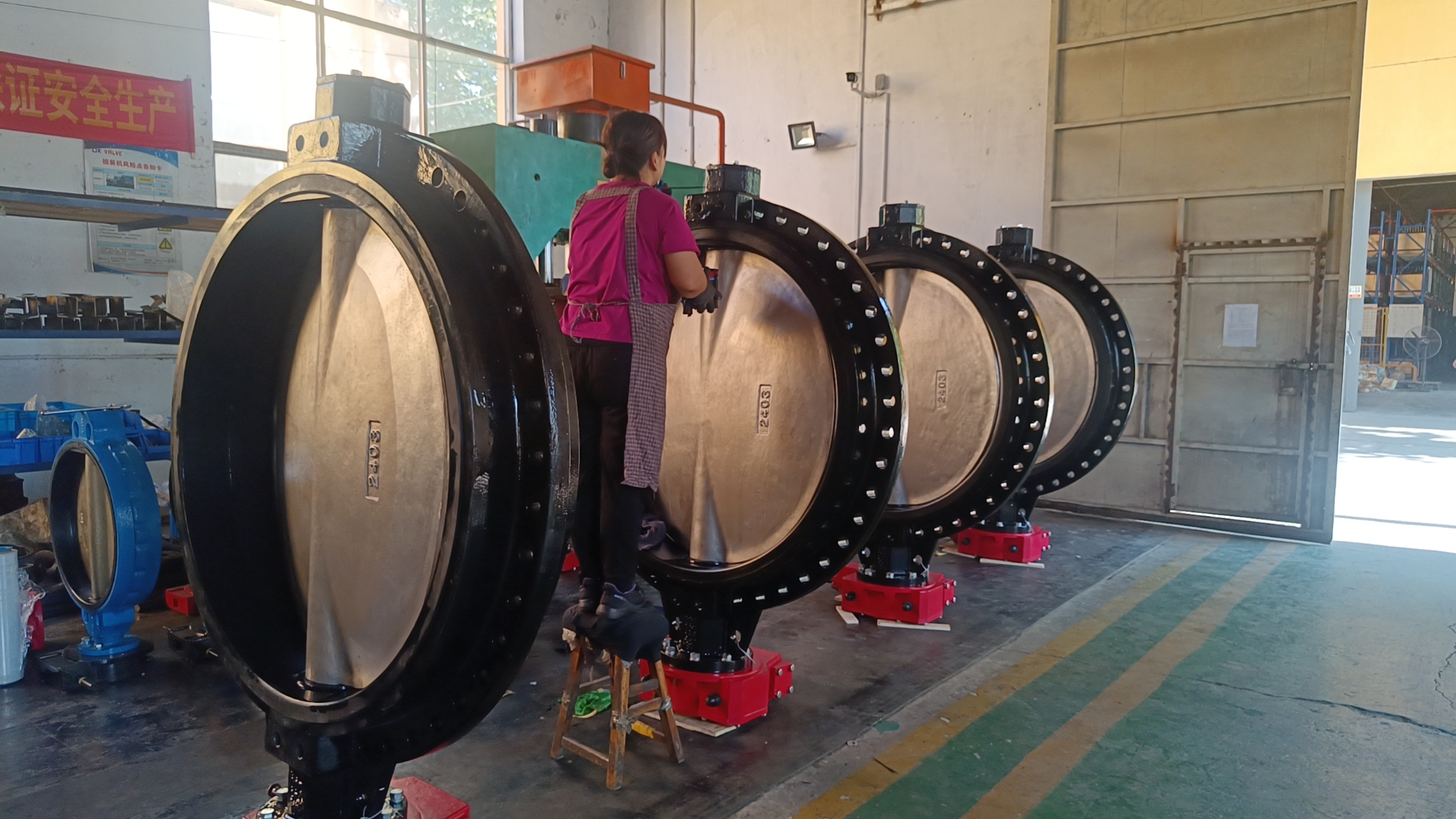 1200 48 butterfy valve 1