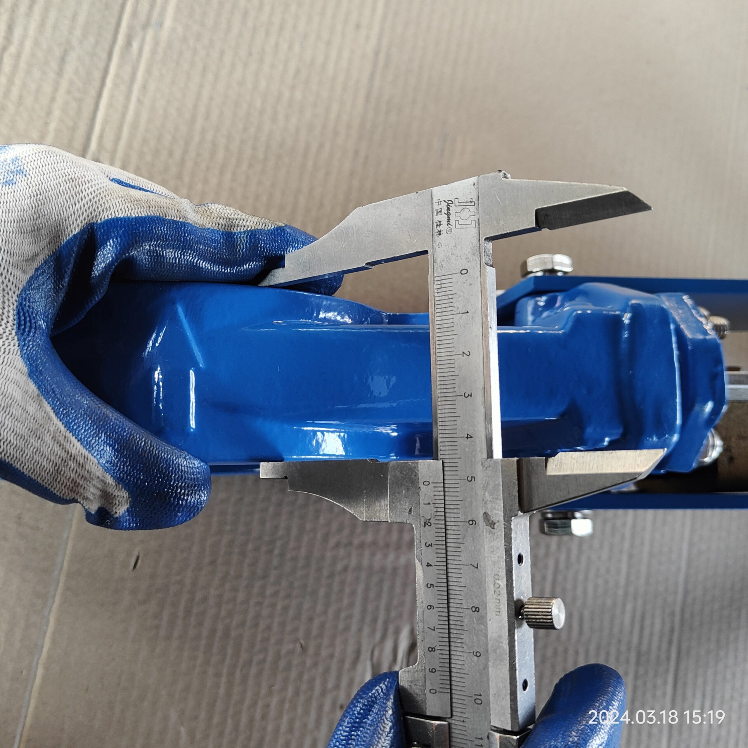 Knife gate valve inspection 4 scaled
